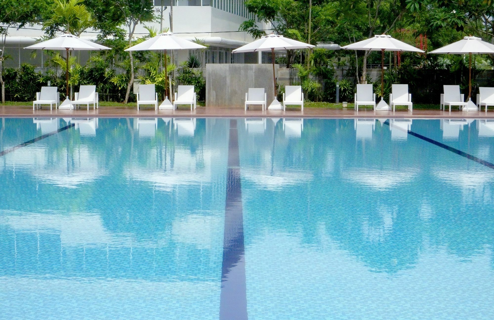 Nunia Inn Bandara Jakarta Tangerang Exterior photo